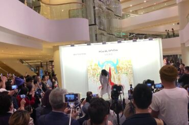 小松美羽（Miwa Komatsu）Live-painting at Pacific Place 香港