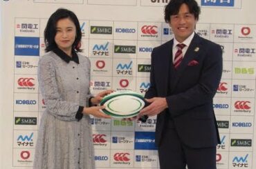 ✅  タレント小島瑠璃子（26）が12日、大阪市内で、MBSテレビ「第100回全国高校ラグビー大会」ハイライト番組のキャスター取材会に出席した。小島は13年からラグ… - 日刊スポーツ新聞社のニュース