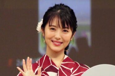 浜辺美波【写真：ENCOUNT編集部】TwitterFacebookHatena「大好きな女優さんのツーショットとか最高すぎる！！」　女優・菅野美穂主演で1月13日にスタートする日本テレビ系ドラマ「ウ