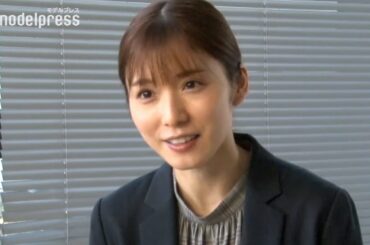 松岡茉優、同世代の宮沢氷魚・池田エライザと豪華俳優陣に震える 映画『騙し絵の牙』インタビュー映像